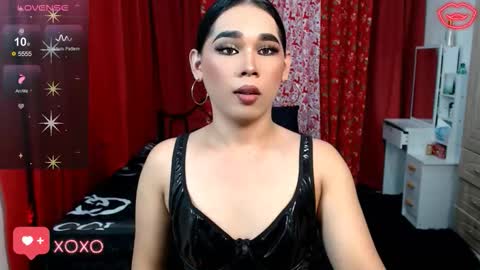 Snapshot of kiethmadison_miller chatting on November 2025 07:00:02 AM Im Mia online show from November 2025 07:00:02 AM