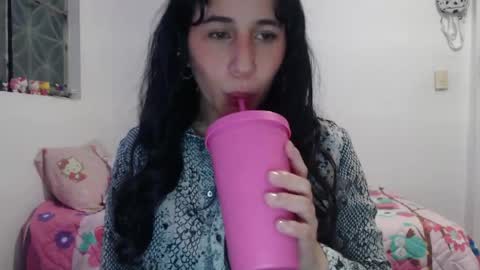 Snapshot of kiimy_to chatting on May 2026 10:50:03 PM Nezumy Rey online show from May 2026 10:50:03 PM