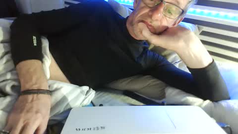 kiki3366 online show from January 2026 07:11:01 PM