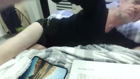 kiki3366 online show from February 2026 07:12:01 AM