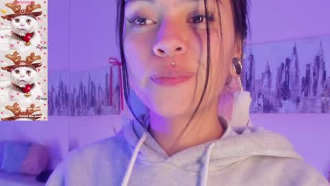 Snapshot of kiki_cams chatting on December 2024 04:09:02 AM kIKI online show from December 2024 04:09:02 AM