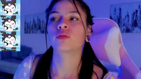 Snapshot of kiki_cams chatting on January 2025 10:17:01 AM kIKI online show from January 2025 10:17:01 AM