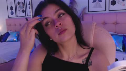 kIKI online show from March 2026 04:13:01 PM