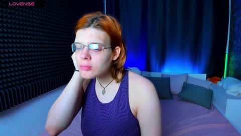 Kiki online show from December 2024 10:08:01 AM