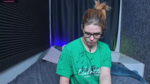 Kiki online show from February 2025 01:21:01 PM