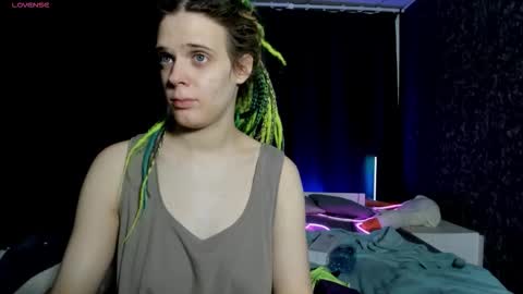 Kiki online show from December 2025 10:02:02 AM