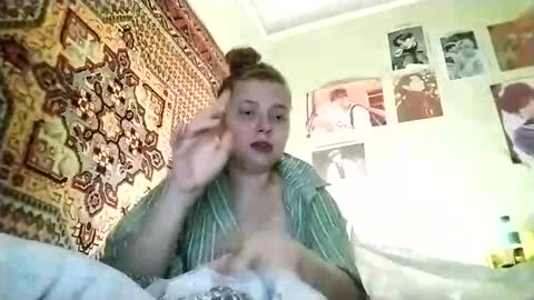 kikibang_ online show from March 2026 06:58:02 PM