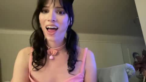 Snapshot of kikihart chatting on February 2025 05:28:02 AM Kiki Hart online show from February 2025 05:28:02 AM