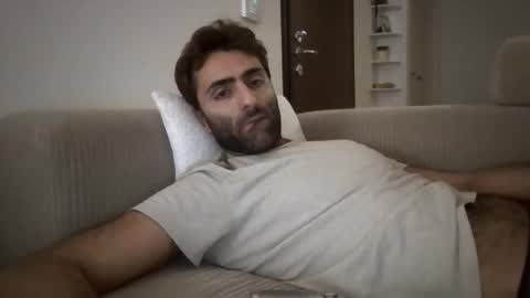 kikkus01 online show from October 2025 05:55:02 PM