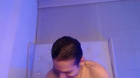 Snapshot of kim69_and_noah chatting on January 2026 06:07:02 AM cherry online show from January 2026 06:07:02 AM