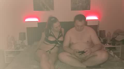 Kim and Dany online show from April 2026 08:31:02 PM