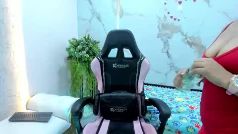 Kim Blue online show from March 2026 07:21:02 PM