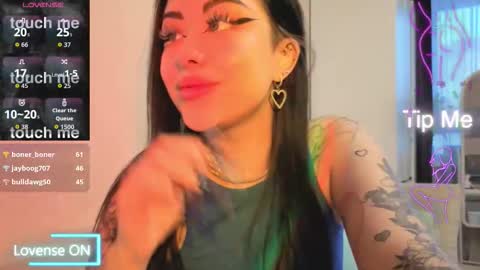 Snapshot of kim_brownie chatting on February 2026 06:11:02 AM Kim online show from February 2026 06:11:02 AM