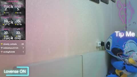 Snapshot of kim_brownie chatting on February 2026 08:47:01 PM Kim online show from February 2026 08:47:01 PM