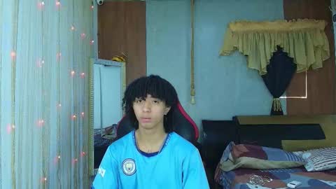 Snapshot of kim_curly_ chatting on March 2026 01:29:02 PM KIM online show from March 2026 01:29:02 PM