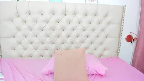 Snapshot of kim_eli chatting on January 2025 01:43:01 AM kim_eli online show from January 2025 01:43:01 AM