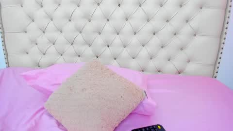 Snapshot of kim_eli chatting on February 2025 07:44:02 PM kim_eli online show from February 2025 07:44:02 PM