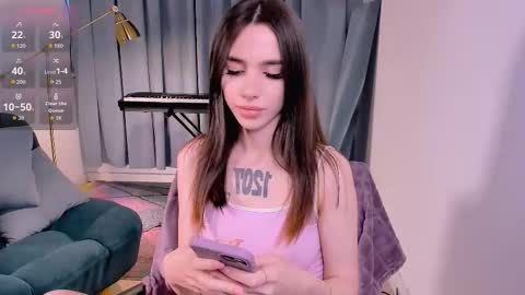 KIM online show from October 2025 05:24:01 AM