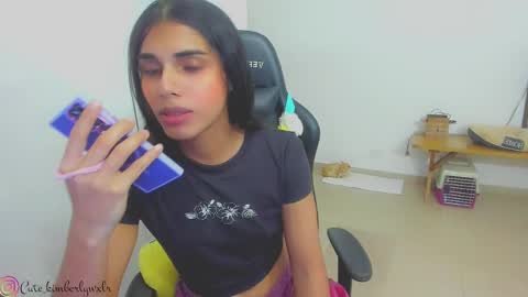 Snapshot of kim_wexler chatting on February 2025 12:52:02 AM OnlyFans kimberlywexlr online show from February 2025 12:52:02 AM