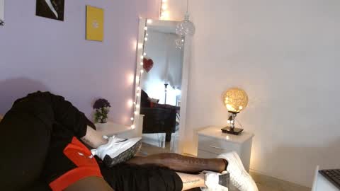 Snapshot of kimandyuk chatting on January 2025 08:32:01 PM Kim  Yuk online show from January 2025 08:32:01 PM