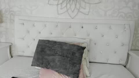 Snapshot of kimberlin_cam_ chatting on December 2025 07:30:02 PM Kimberlin online show from December 2025 07:30:02 PM