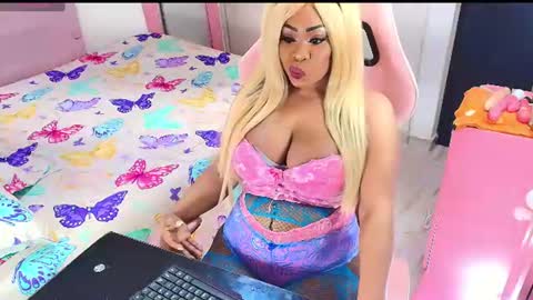 Snapshot of kimberly_bellu chatting on June 2026 12:46:02 AM Anita. online show from June 2026 12:46:02 AM