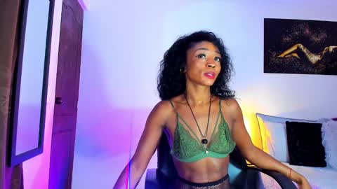 Snapshot of kimberlybanks2 chatting on February 2025 07:26:01 PM Kimberly Banks online show from February 2025 07:26:01 PM