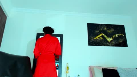 Kimberly Banks online show from February 2026 10:01:02 AM