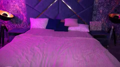 Kim online show from February 2026 02:18:01 PM