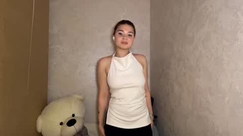 Bella online show from June 2026 04:31:02 PM