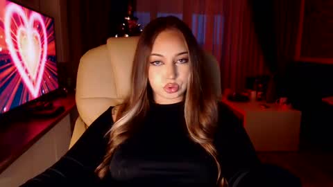 Kim Lee  online show from December 2024 02:33:02 PM