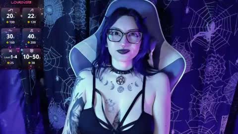 Kim Lennox online show from June 2026 01:23:01 PM