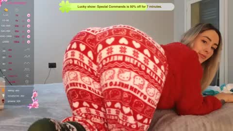 Kimmie online show from December 2024 09:53:02 AM