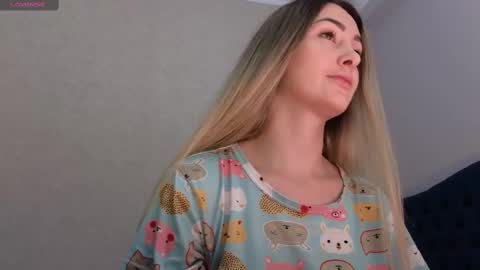 Kimmie online show from February 2025 07:09:01 PM