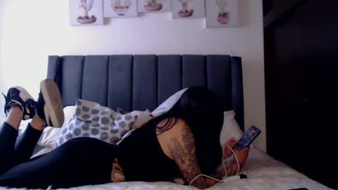 kelly online show from February 2025 06:37:02 PM