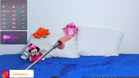 Snapshot of kimreyes1 chatting on September 2025 01:54:01 AM Kim  online show from September 2025 01:54:01 AM