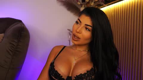 Andreea online show from September 2025 08:57:02 PM