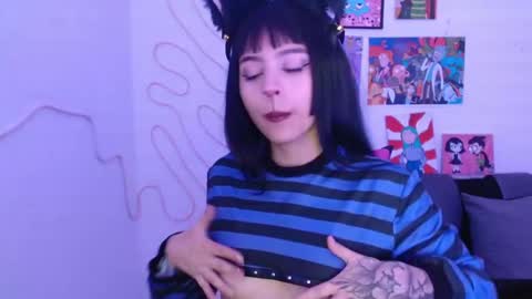 Snapshot of kind_scarlett chatting on March 2025 10:05:02 PM Kind Scarlett online show from March 2025 10:05:02 PM