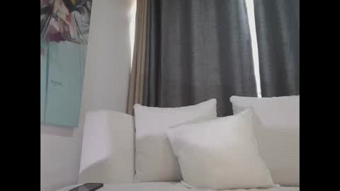 Angel Falconer online show from February 2026 07:31:02 PM