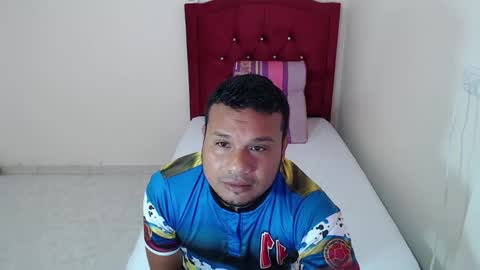 King LEO  online show from January 2026 12:41:01 PM