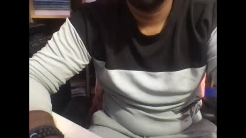 kingcobra_08 online show from April 2026 01:47:02 AM