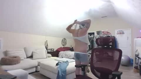 Snapshot of kingcock395607 chatting on January 2026 02:38:01 AM kingcock395607 online show from January 2026 02:38:01 AM