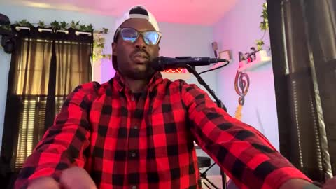 Snapshot of kingcorbra chatting on December 2024 07:21:01 PM KC online show from December 2024 07:21:01 PM