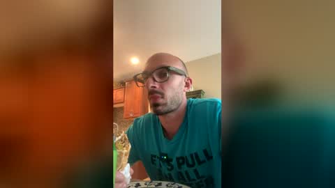 kingdaddysayless online show from July 2026 08:13:02 PM