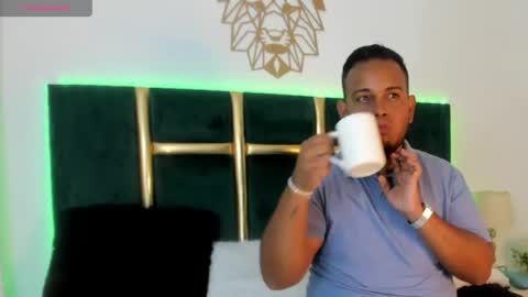 kingg_jay online show from May 2026 11:51:02 AM