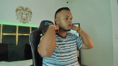 kingg_jay online show from June 2026 12:20:01 PM