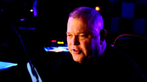 King James VIII online show from February 2025 05:02:01 AM