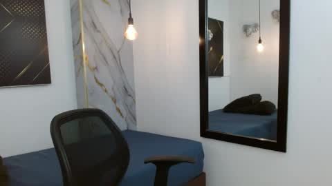 KING  online show from April 2026 03:17:02 AM