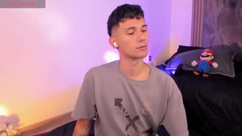 Snapshot of kingparker1 chatting on February 2026 03:11:01 AM A L E X online show from February 2026 03:11:01 AM