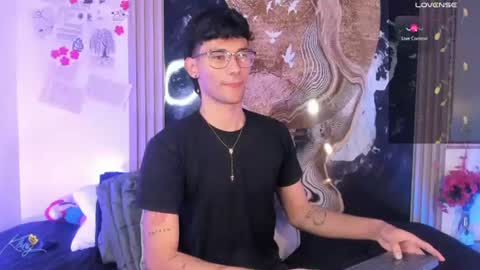Snapshot of kingparker1 chatting on July 2026 07:34:02 AM A L E X online show from July 2026 07:34:02 AM